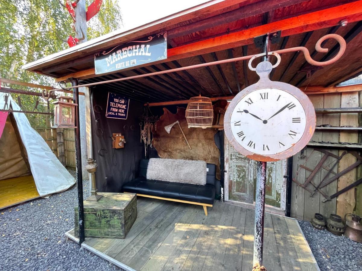 Crazy Lounge Bnb Aigle Exterior foto